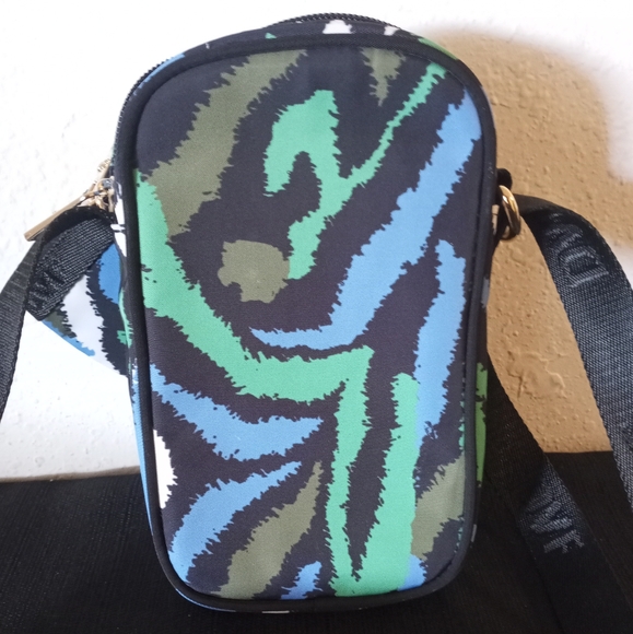 DVF Diane Von Furstenberg X Target Disco Zebra Green Cellphone Holder Purse - Picture 4 of 12